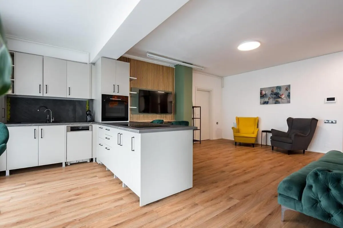 Urban Oasis Apartment Bucharest